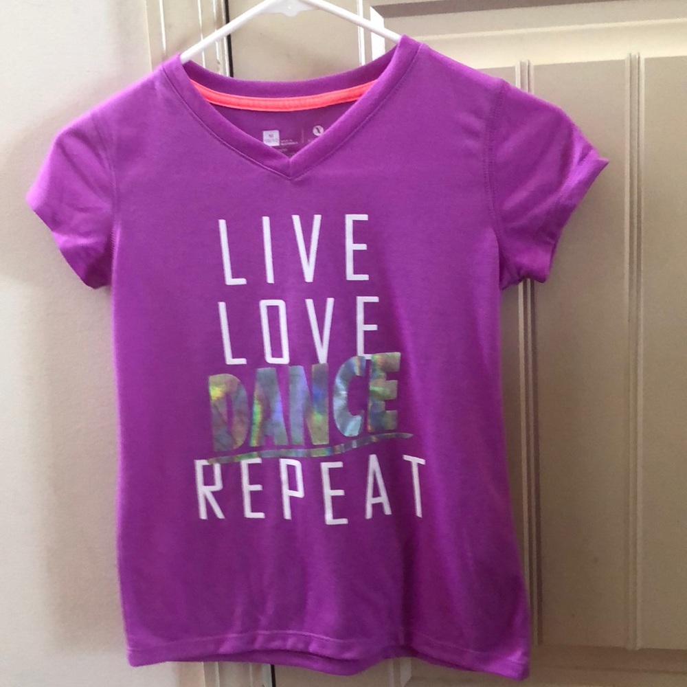 Dance tee